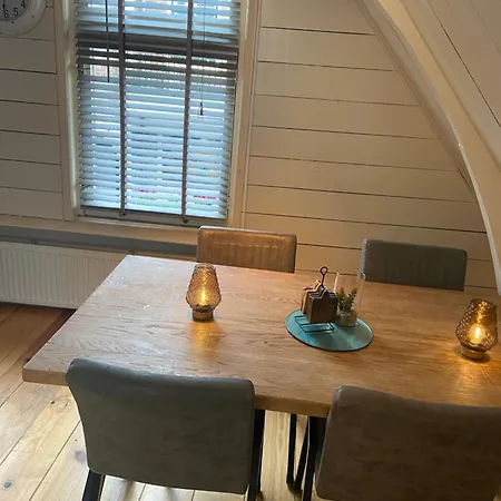 Cosy At The In Volendam